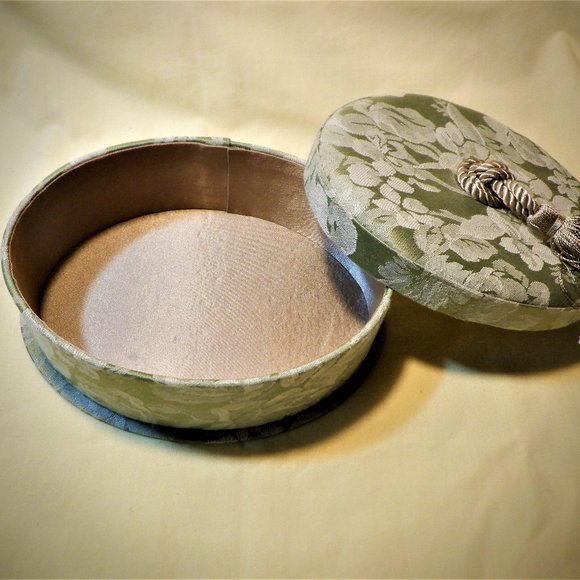 Remarkable *** TRASURER CHEST / Or ? *** - Picture 2 of 3